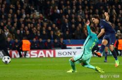 9 GAME官网赛地聚焦：欧冠今夜热度飙升，巴黎圣日耳曼扳平良机，态度坚定，轮换策略成焦点的简单介绍