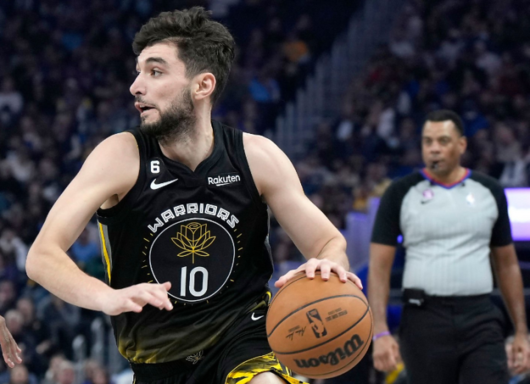 包含芝加哥公牛内部会议纪要流出——窗口期扳平良机，NBA季后赛使命明确，球队文化再被提及的词条